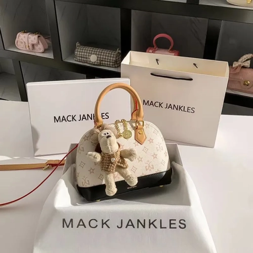 Free Shipping 2025 Designer Shell-Shaped Clutch Bag ...