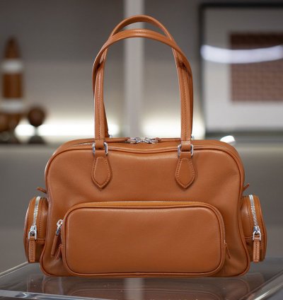 M82 camphor wood color locomotive bag